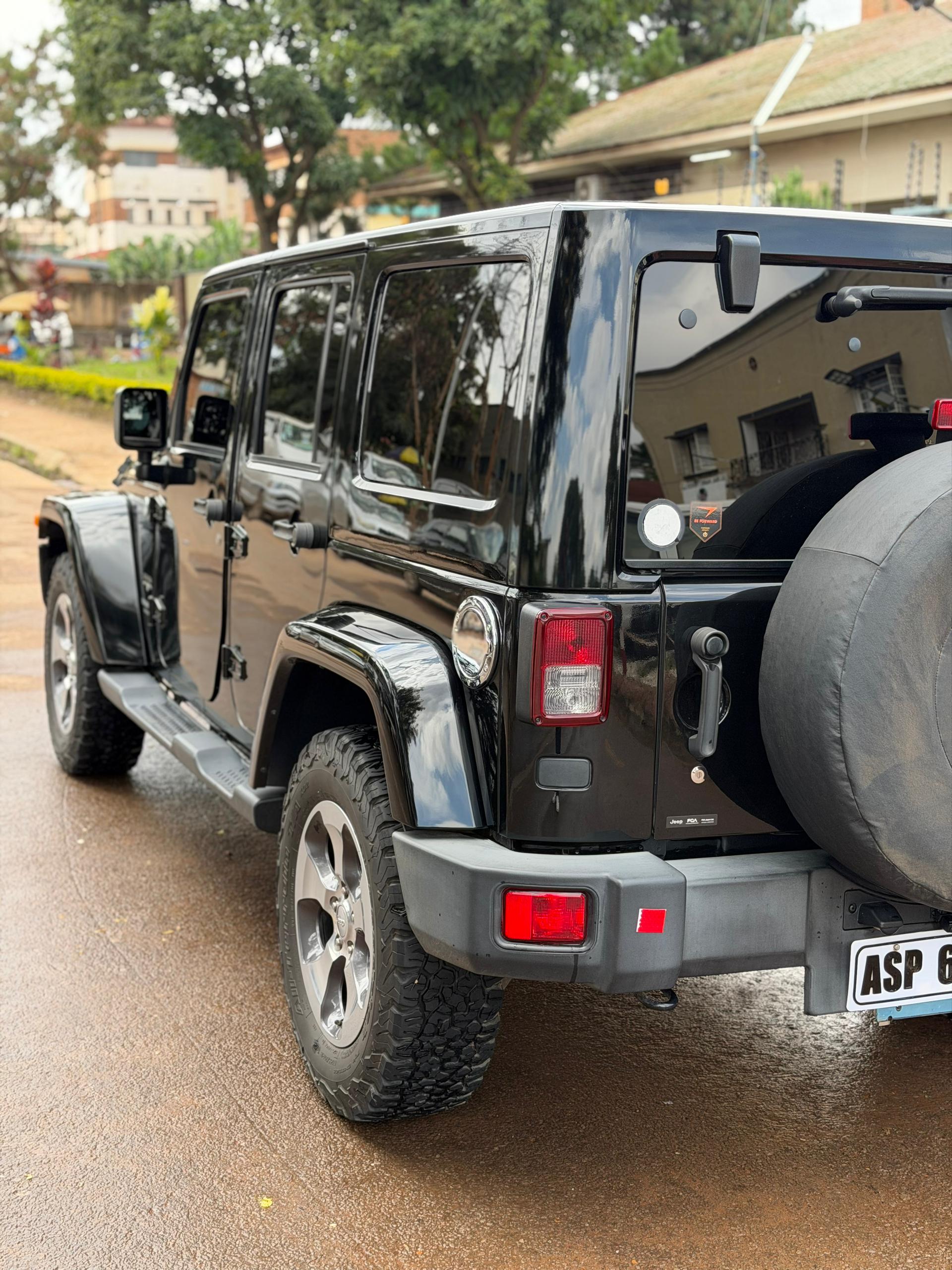 Jeep Wrangler JK Unlimited - 4x4 Noir - Image 2