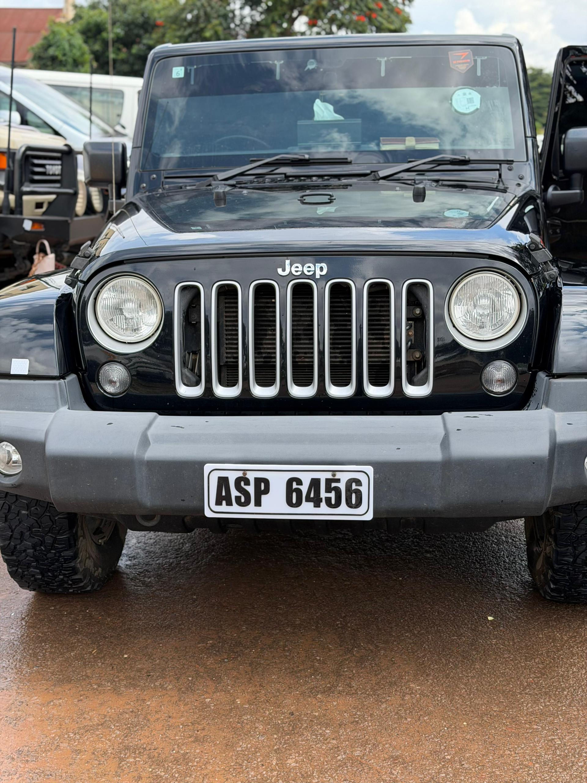Jeep Wrangler JK Unlimited - 4x4 Noir - Image 4